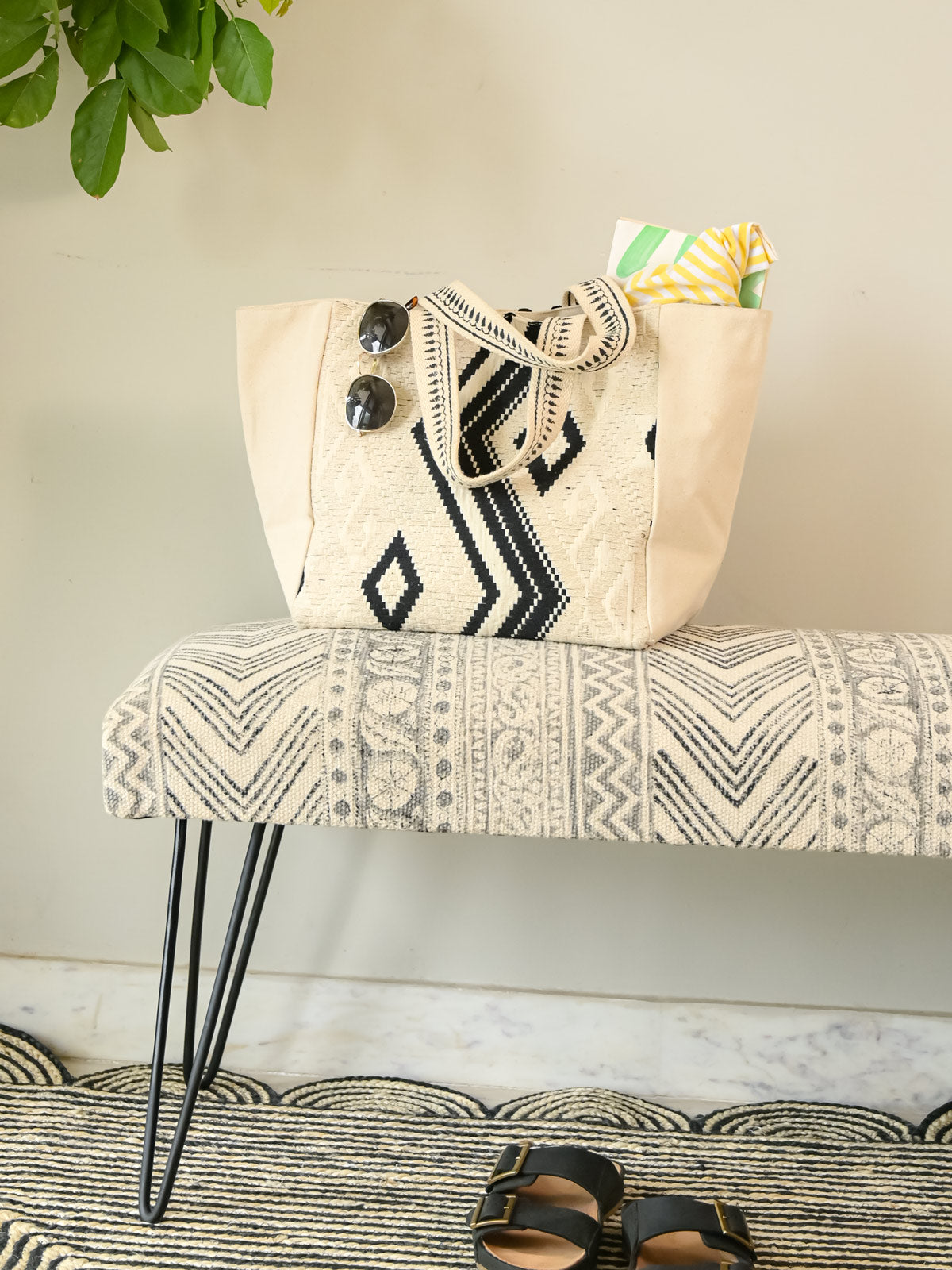 Tote Bag Jacquard and Canvas Fabric