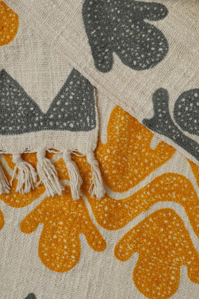 Soft Cotton Embroidered Sofa Throw Blanket